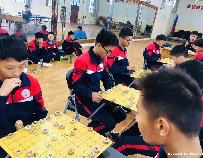 那么多封闭学校,选择必威betway中文官网是否可行? 那么多封闭学校,选择必威betway中文官网是否可行?_m.xinmiyue.com