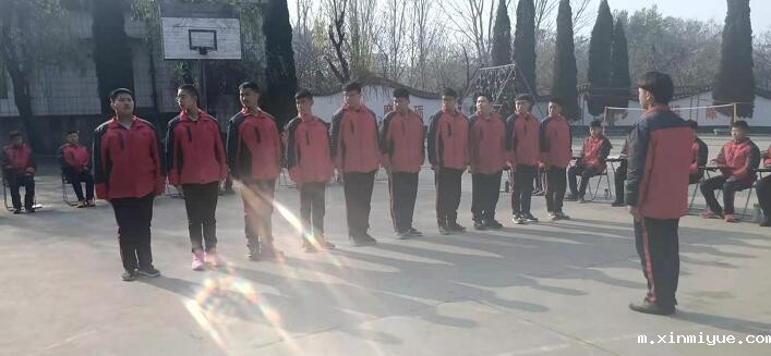 父母打骂孩子后,要和孩子和好? 父母打骂孩子后,要和孩子和好?_m.xinmiyue.com