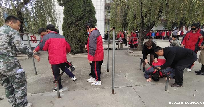 必威betway中文官网学校:孩子的网瘾为什么一直戒不掉? 必威betway中文官网学校:孩子的网瘾为什么一直戒不掉?_m.xinmiyue.com