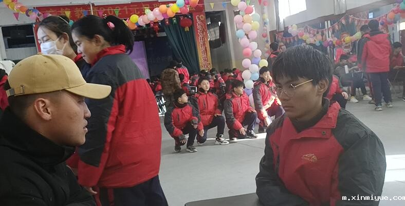 女孩商量初中之后早恋了,父亲怎么劝导? 女孩商量初中之后早恋了,父亲怎么劝导?_m.xinmiyue.com