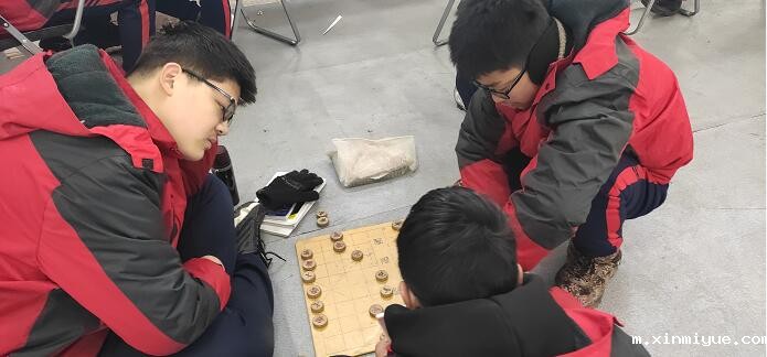 青春期孩子自闭的原因是什么? 青春期孩子自闭的原因是什么?_m.xinmiyue.com