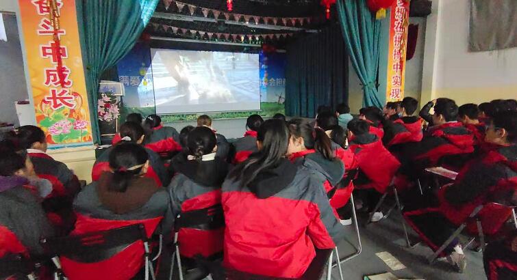 叛逆的孩子在特殊教育学校呆了两个月的变化 叛逆的孩子在特殊教育学校呆了两个月的变化_m.xinmiyue.com