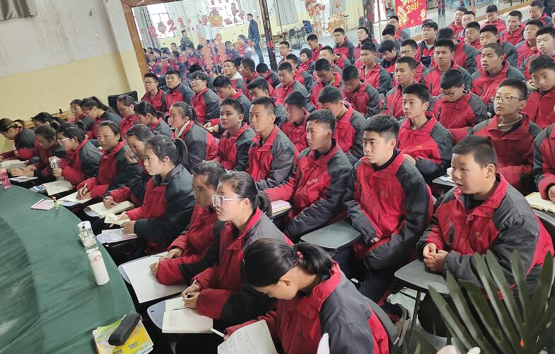 不听话的孩子应该送去封闭学校吗? 不听话的孩子应该送去封闭学校吗?_m.xinmiyue.com