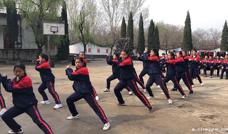 该不该让孩子参加贫困山村夏令营? 该不该让孩子参加贫困山村夏令营?_m.xinmiyue.com