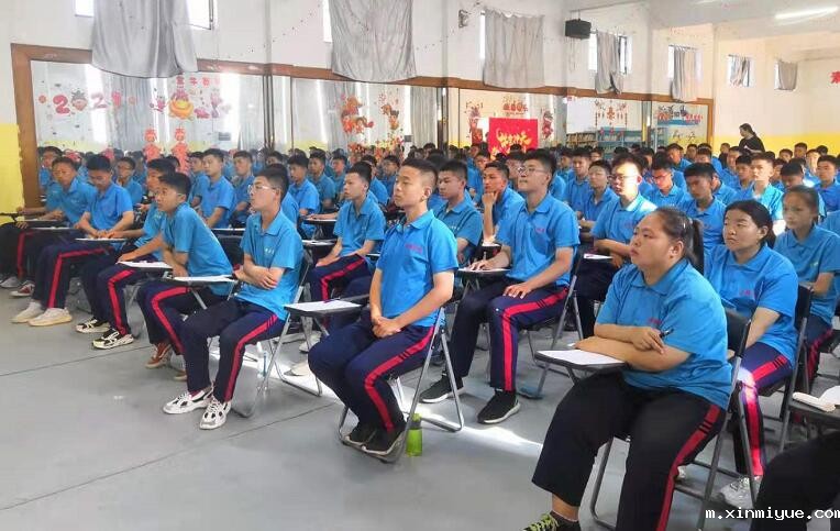 家长给孩子做榜样的注意事项! 家长给孩子做榜样的注意事项!_m.xinmiyue.com