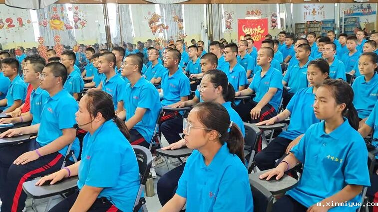 家长怎么与初中孩子进行沟通? 家长怎么与初中孩子进行沟通?_m.xinmiyue.com