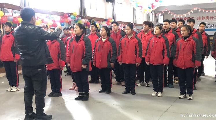 必威betway中文官网学校对孩子沉迷网络有用吗? 必威betway中文官网学校对孩子沉迷网络有用吗?_m.xinmiyue.com