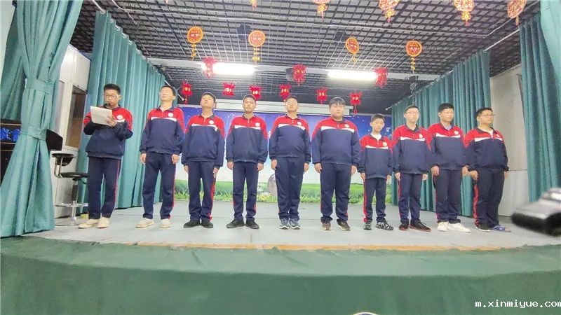 必威登录入口平台官网心理教育中心主题心理剧:青少年网络成瘾该咋办? 必威登录入口平台官网心理教育中心主题心理剧:青少年网络成瘾该咋办?_m.xinmiyue.com