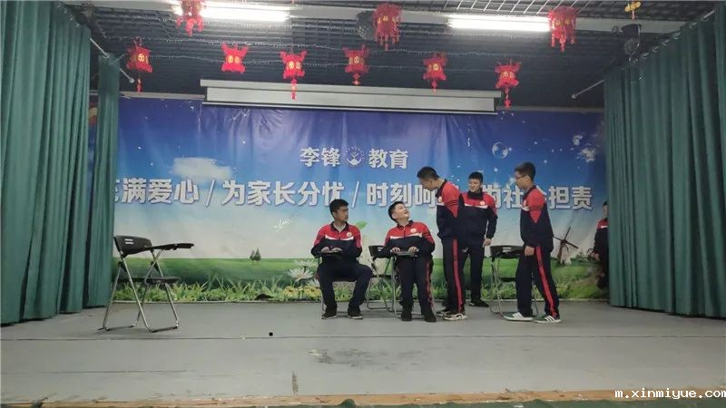 必威登录入口平台官网心理教育中心主题心理剧:青少年网络成瘾该咋办? 必威登录入口平台官网心理教育中心主题心理剧:青少年网络成瘾该咋办?_m.xinmiyue.com