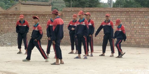 2021年必威betway中文官网夏令营第三期第19天:了解农耕文化,释放天性恢复感知能力! 2021年必威betway中文官网夏令营第三期第19天:了解农耕文化,释放天性恢复感知能力!_m.xinmiyue.com