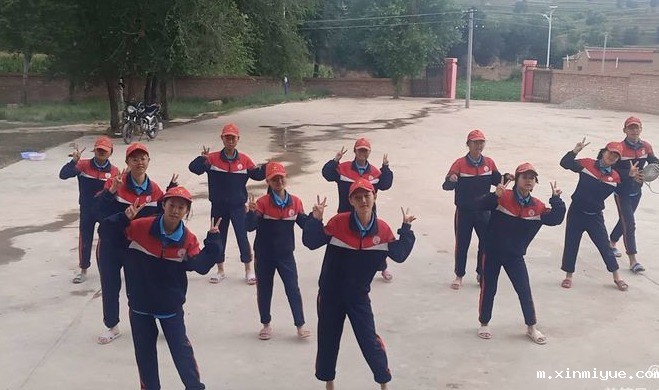 2021年必威betway中文官网夏令营第三期第19天:了解农耕文化,释放天性恢复感知能力! 2021年必威betway中文官网夏令营第三期第19天:了解农耕文化,释放天性恢复感知能力!_m.xinmiyue.com