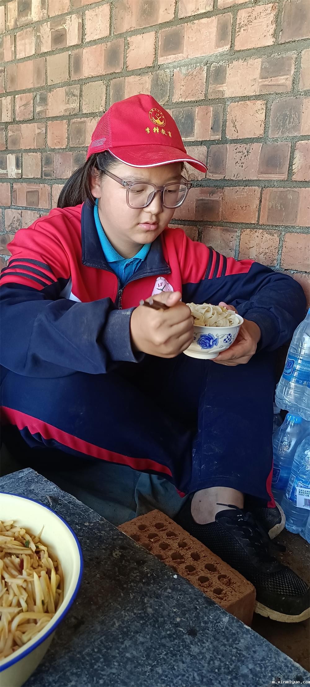 2021年必威betway中文官网暑期夏令营第二期第十天:山村的孩子上学不用父母催促 2021年必威betway中文官网暑期夏令营第二期第十天:山村的孩子上学不用父母催促_m.xinmiyue.com