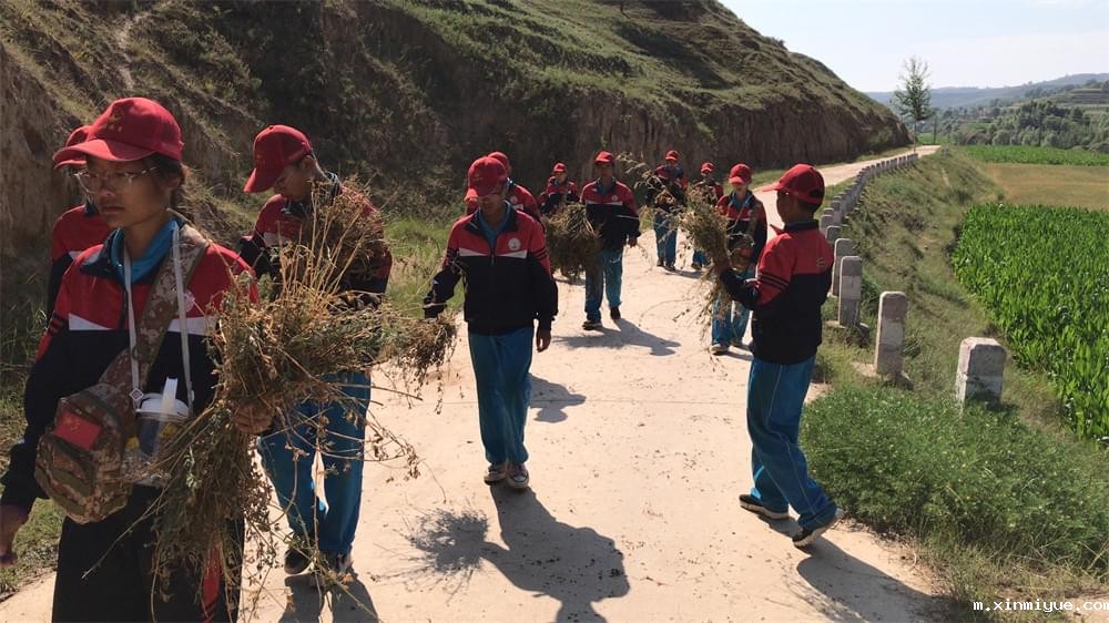 2021年必威betway中文官网暑期夏令营第二期第十天:山村的孩子上学不用父母催促 2021年必威betway中文官网暑期夏令营第二期第十天:山村的孩子上学不用父母催促_m.xinmiyue.com