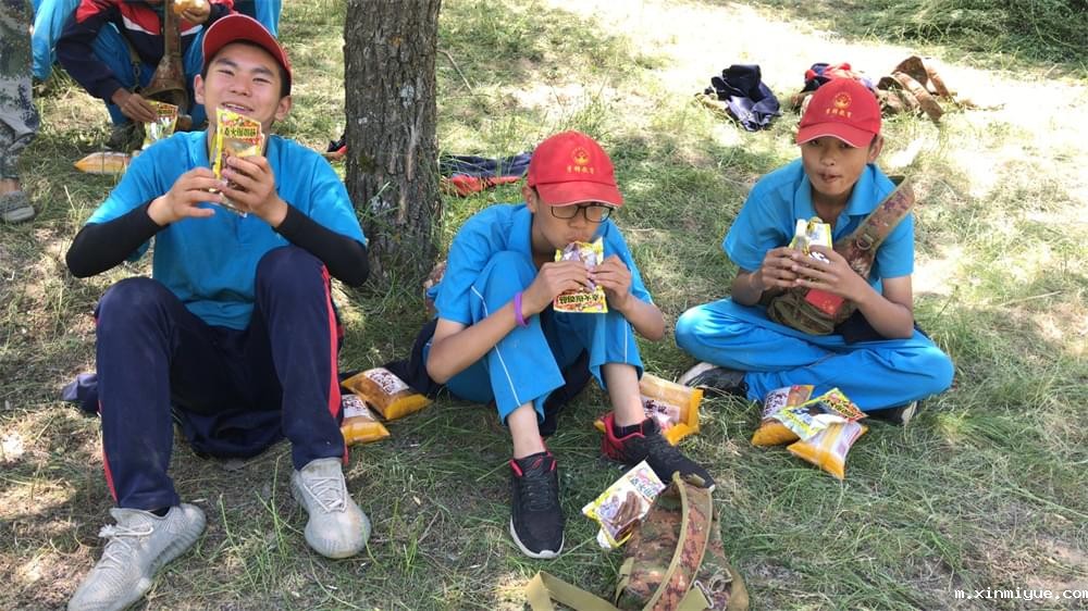 2021年必威betway中文官网暑期夏令营第二期第十天:山村的孩子上学不用父母催促 2021年必威betway中文官网暑期夏令营第二期第十天:山村的孩子上学不用父母催促_m.xinmiyue.com