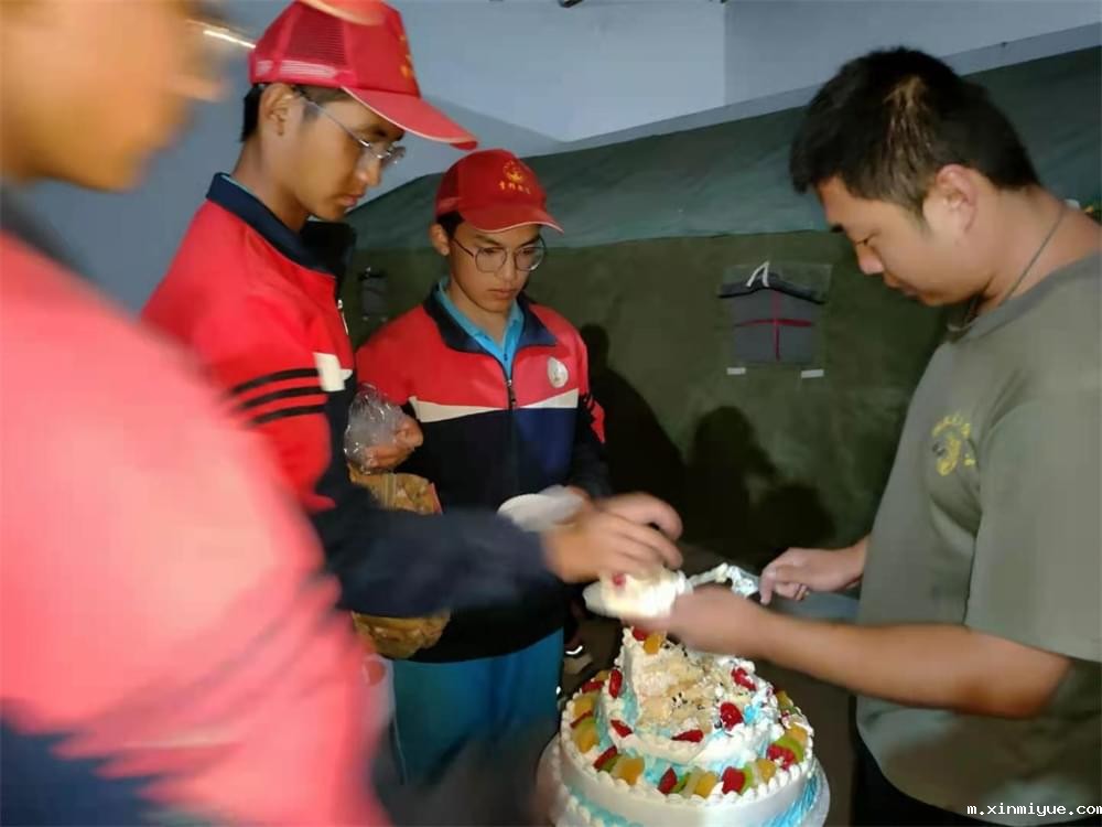 2021年必威betway中文官网暑期夏令营第二期第十天:山村的孩子上学不用父母催促 2021年必威betway中文官网暑期夏令营第二期第十天:山村的孩子上学不用父母催促_m.xinmiyue.com