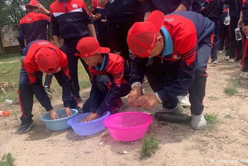 2021年必威betway中文官网暑假夏令营第三期开营:暑期快乐不止在沉迷手机上 2021年必威betway中文官网暑假夏令营第三期开营:暑期快乐不止在沉迷手机上_m.xinmiyue.com