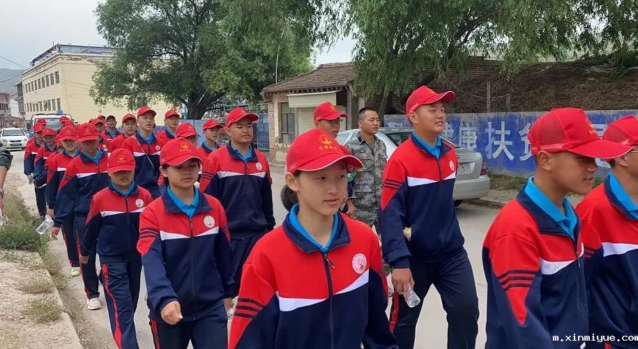 2021年必威betway中文官网暑假夏令营第三期开营:暑期快乐不止在沉迷手机上 2021年必威betway中文官网暑假夏令营第三期开营:暑期快乐不止在沉迷手机上_m.xinmiyue.com