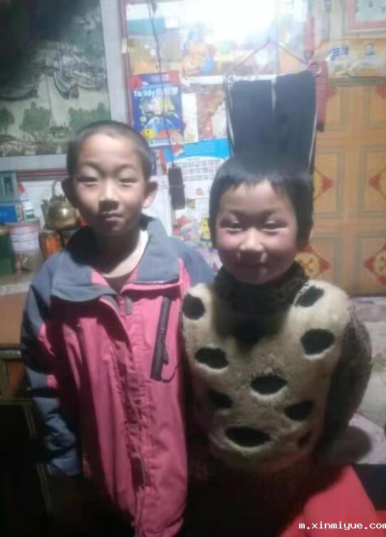 卜浩君 四口之家 年入不足5000元 卜浩君 四口之家 年入不足5000元_m.xinmiyue.com