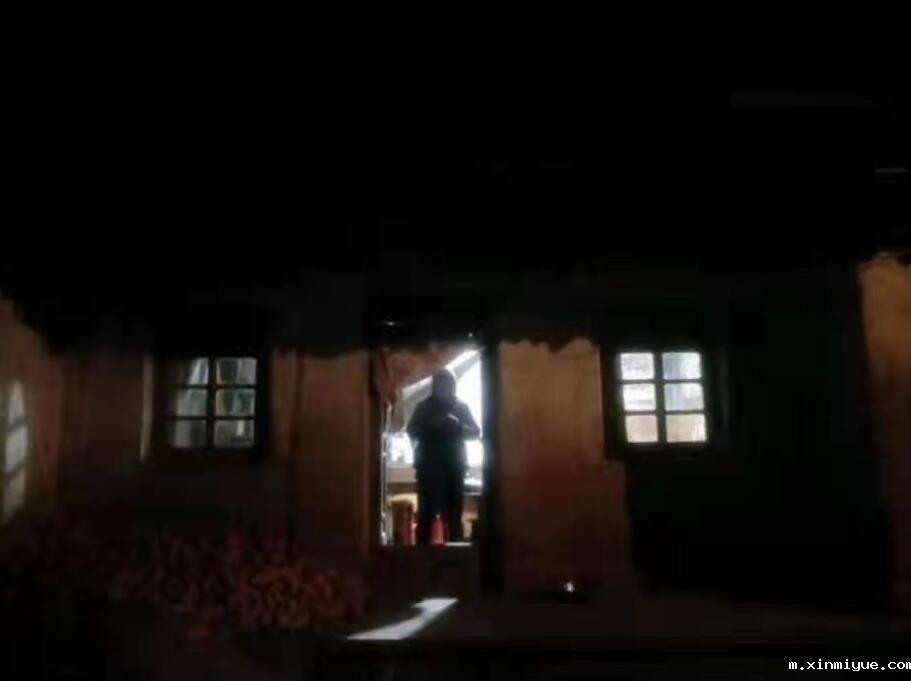 卜浩君 四口之家 年入不足5000元 卜浩君 四口之家 年入不足5000元_m.xinmiyue.com