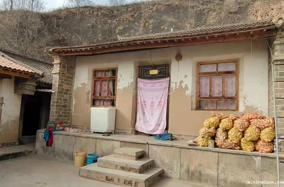 贾静虎 九口之家 欠债10万元 贾静虎 九口之家 欠债10万元_m.xinmiyue.com