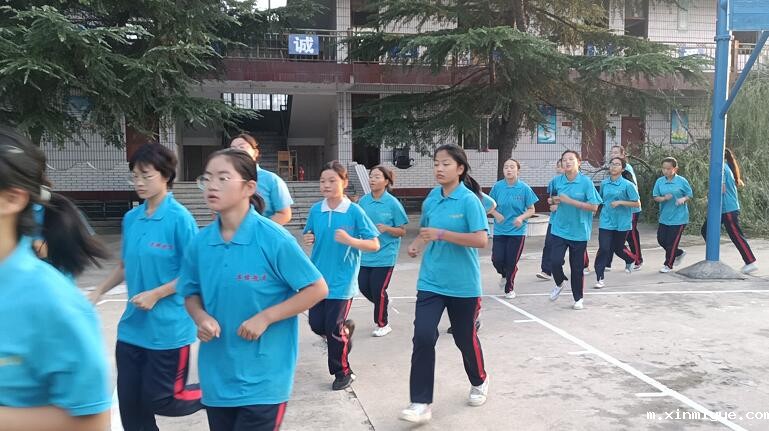 孩子和老师发生矛盾不爱上学了怎么办? 孩子和老师发生矛盾不爱上学了怎么办?_m.xinmiyue.com