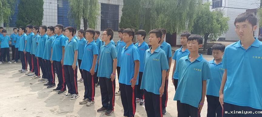 孩子经常打架斗殴容易冲动家长该怎么教育? 孩子经常打架斗殴容易冲动家长该怎么教育?_m.xinmiyue.com