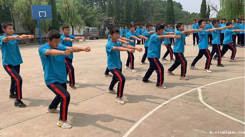 家长和孩子怎样像朋友一样相处? 家长和孩子怎样像朋友一样相处?_m.xinmiyue.com