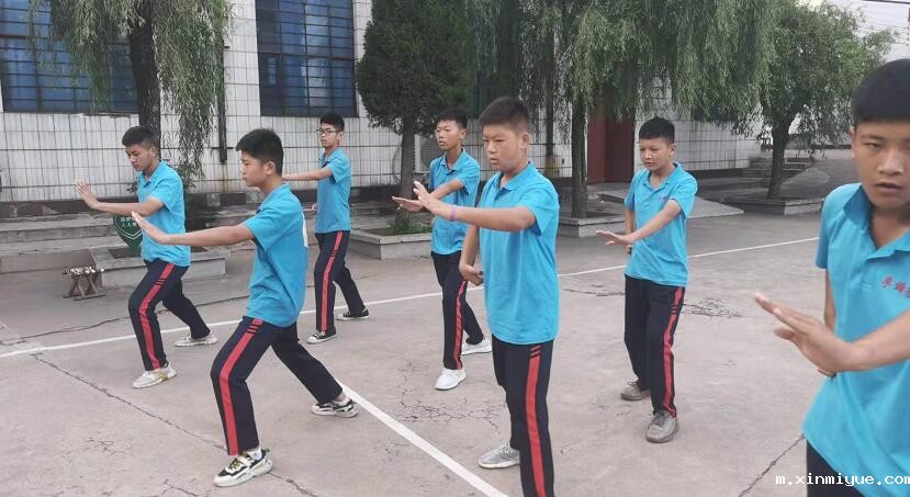 怎么让孩子建立自信克服恐惧? 怎么让孩子建立自信克服恐惧?_m.xinmiyue.com