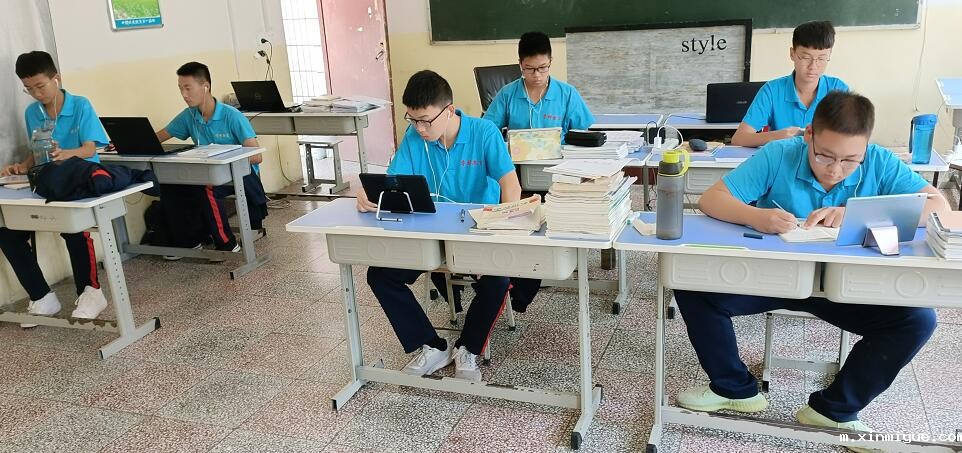 青少年教育学校带你了解叛逆孩子心理 青少年教育学校带你了解叛逆孩子心理_m.xinmiyue.com