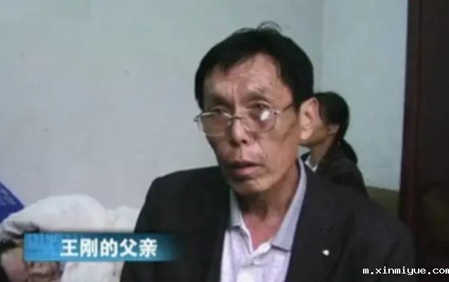 孩子没有自制力,很容易被网吧游戏的快感带进去! 孩子没有自制力,很容易被网吧游戏的快感带进去!_m.xinmiyue.com