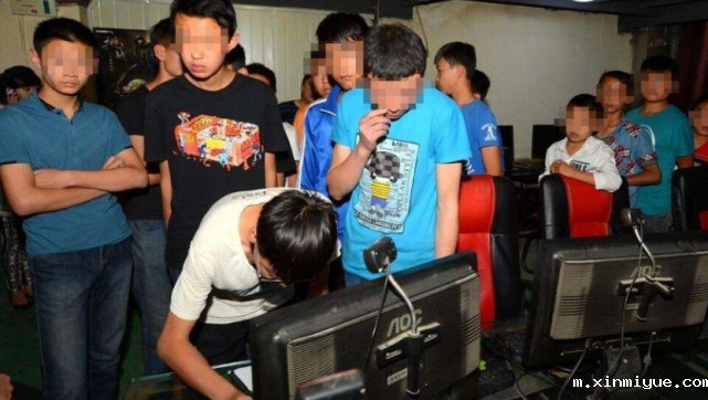 孩子没有自制力,很容易被网吧游戏的快感带进去! 孩子没有自制力,很容易被网吧游戏的快感带进去!_m.xinmiyue.com