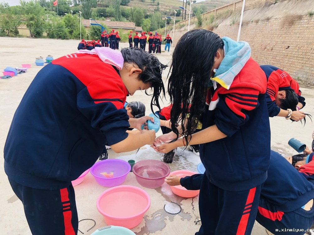 必威betway中文官网「2022年成长不烦恼」磨炼营:微风细雨中结伴山村学子 必威betway中文官网「2022年成长不烦恼」磨炼营:微风细雨中结伴山村学子_m.xinmiyue.com