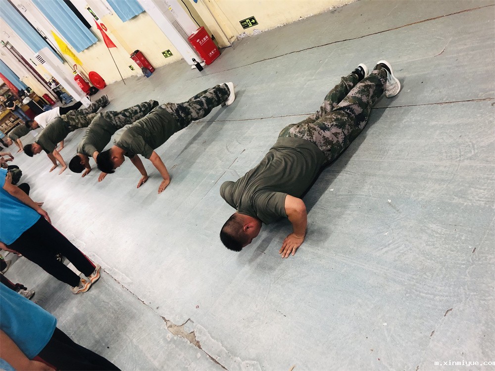 必威betway中文官网突破课程之《鹰王重生》,两天一夜沉浸式学习,让孩子成功蜕变突围! 必威betway中文官网突破课程之《鹰王重生》,两天一夜沉浸式学习,让孩子成功蜕变突围!_m.xinmiyue.com