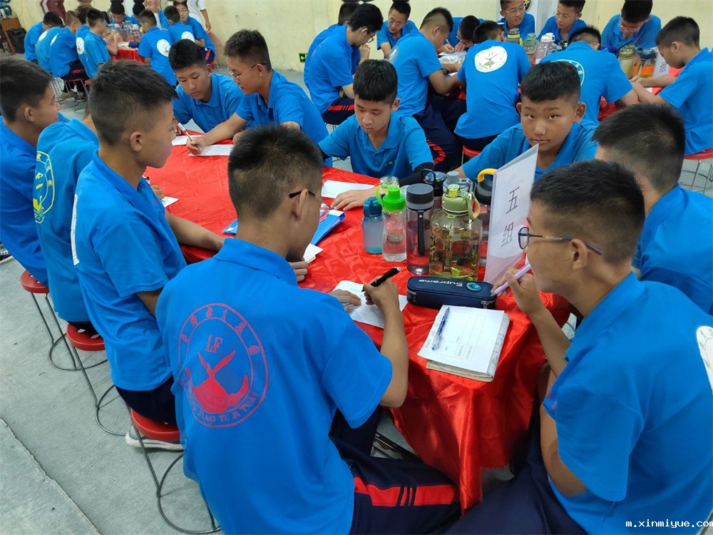 必威betway中文官网突破课程之《鹰王重生》,两天一夜沉浸式学习,让孩子成功蜕变突围! 必威betway中文官网突破课程之《鹰王重生》,两天一夜沉浸式学习,让孩子成功蜕变突围!_m.xinmiyue.com