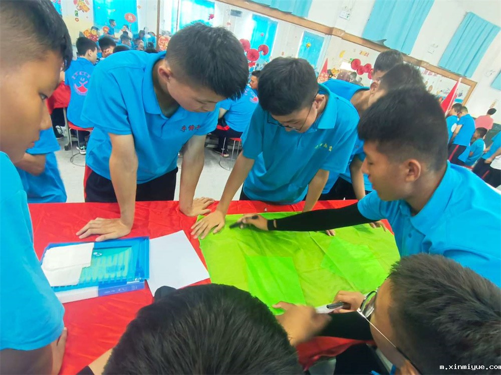 必威betway中文官网突破课程之《鹰王重生》,两天一夜沉浸式学习,让孩子成功蜕变突围! 必威betway中文官网突破课程之《鹰王重生》,两天一夜沉浸式学习,让孩子成功蜕变突围!_m.xinmiyue.com