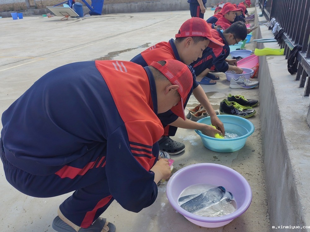 必威betway中文官网「2023年成长不烦恼」夏令营第六天:当微风细雨遇上夏令营 必威betway中文官网「2023年成长不烦恼」夏令营第六天:当微风细雨遇上夏令营_m.xinmiyue.com