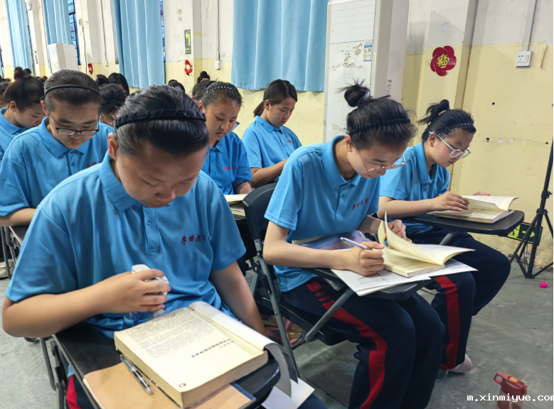 家校共育 | 幸福之家从阅读开始 家校共育 | 幸福之家从阅读开始_m.xinmiyue.com