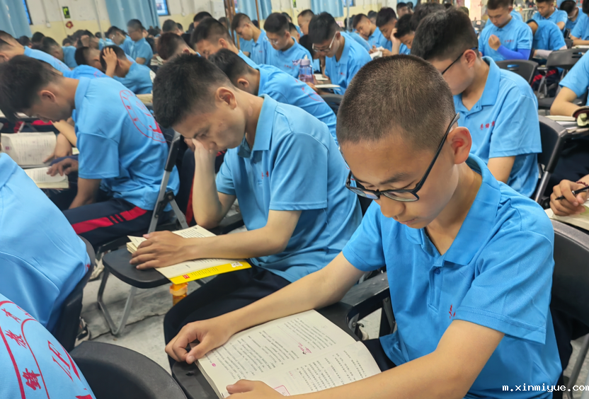 家校共育 | 幸福之家从阅读开始 家校共育 | 幸福之家从阅读开始_m.xinmiyue.com