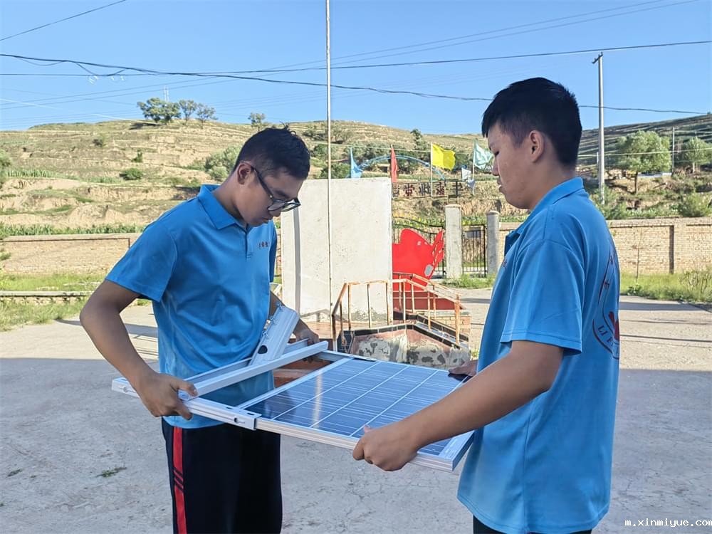 必威betway中文官网「2023年成长不烦恼」夏令营二期第9天:田间地头孩子忙收麦 黑夜路灯情暖人心 必威betway中文官网「2023年成长不烦恼」夏令营二期第9天:田间地头孩子忙收麦 黑夜路灯情暖人心_m.xinmiyue.com