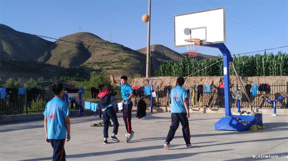 必威betway中文官网「2023年成长不烦恼」夏令营二期第9天:田间地头孩子忙收麦 黑夜路灯情暖人心 必威betway中文官网「2023年成长不烦恼」夏令营二期第9天:田间地头孩子忙收麦 黑夜路灯情暖人心_m.xinmiyue.com