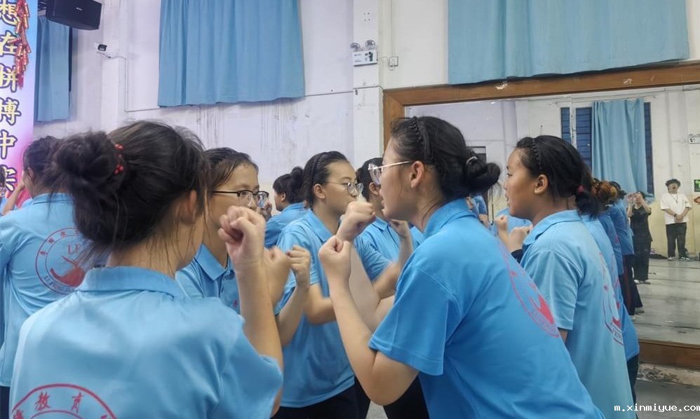 必威betway中文官网突破课程《鹰王重生》:两天两夜助力孩子完美蜕变 让娃远离游戏改陋习 必威betway中文官网突破课程《鹰王重生》:两天两夜助力孩子完美蜕变 让娃远离游戏改陋习_m.xinmiyue.com