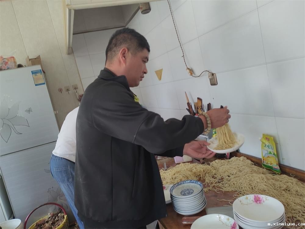 必威betway中文官网「2023年成长不烦恼」夏令营二期第8天:体验农田丰收乐趣,品尝地道农家饭 必威betway中文官网「2023年成长不烦恼」夏令营二期第8天:体验农田丰收乐趣,品尝地道农家饭_m.xinmiyue.com