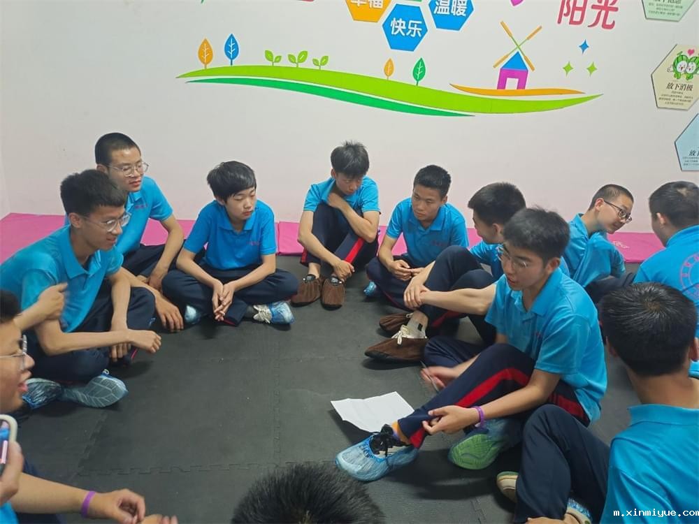 珍惜光阴,远离厌学——为青少年的未来而拼搏 珍惜光阴,远离厌学——为青少年的未来而拼搏_m.xinmiyue.com