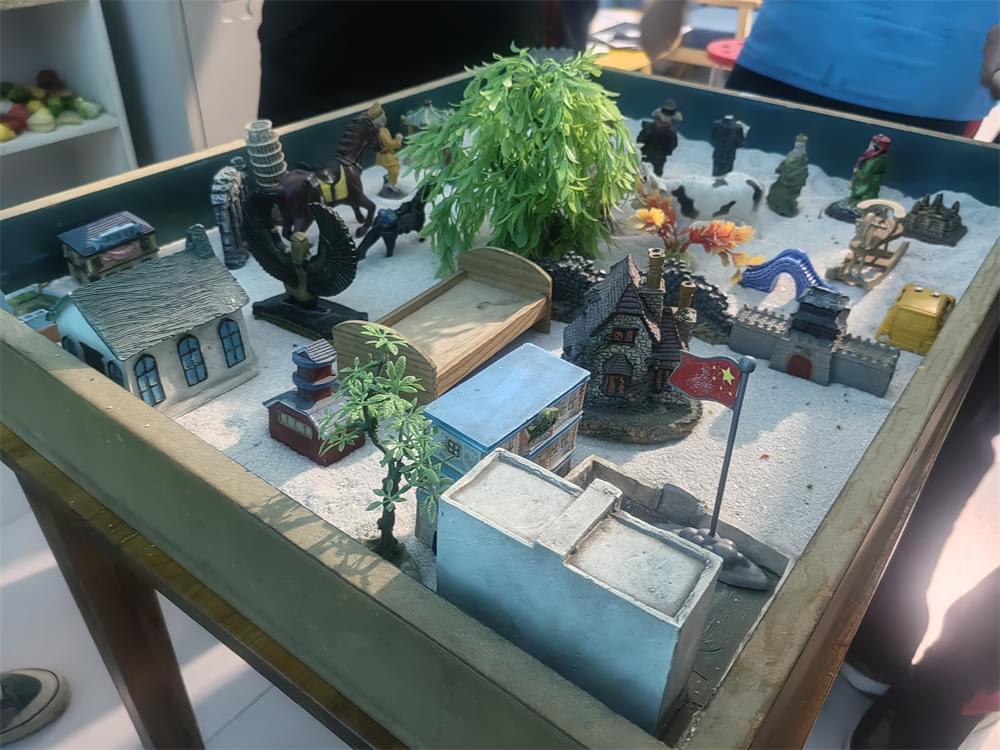 别再干巴巴夸娃!背下这些话,让孩子自信爆棚 别再干巴巴夸娃!背下这些话,让孩子自信爆棚_m.xinmiyue.com