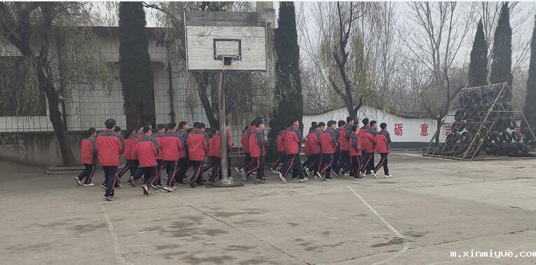 在必威betway中文官网学校待过的学生变成什么样了？_m.xinmiyue.com