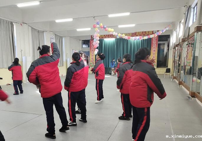 如何制止女孩子早恋的现象_m.xinmiyue.com