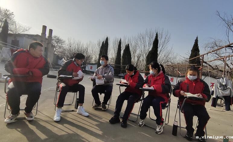 七年级的孩子不上学，父母如何劝导呢？_m.xinmiyue.com