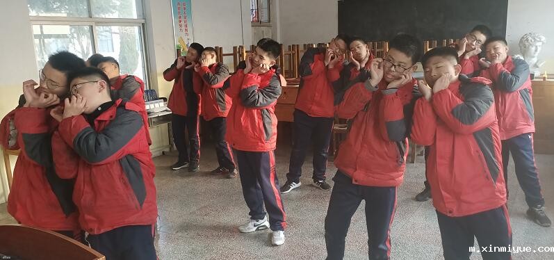 青春期的孩子怎么与父母相处呢？_m.xinmiyue.com