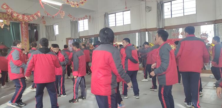 孩子出现问题，居然是父母的原因！_m.xinmiyue.com