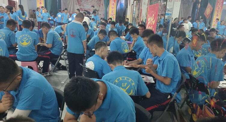 青春期的孩子为什么想过自杀呢？_m.xinmiyue.com